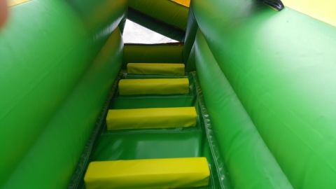 gonflable tobboggan ardeche